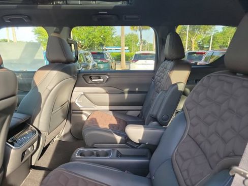 New 2026 Nissan Armada Platinum RWD image 24