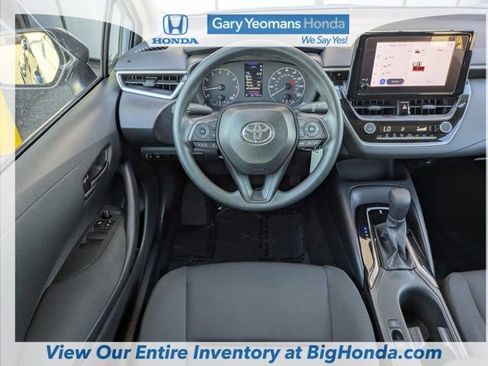 Used 2024 Toyota Corolla LE image 16