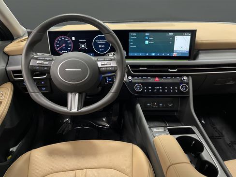 Used 2025 Hyundai Sonata Limited image 5