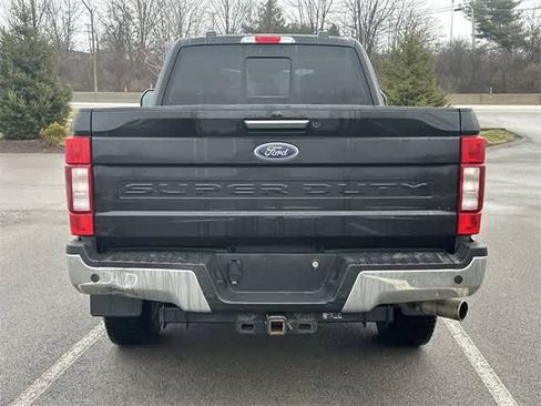 Used 2022 Ford F350 Lariat w/ Chrome Package image 4
