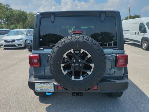 Used 2024 Jeep Wrangler Unlimited Rubicon 4xe AWD/4WD image 7