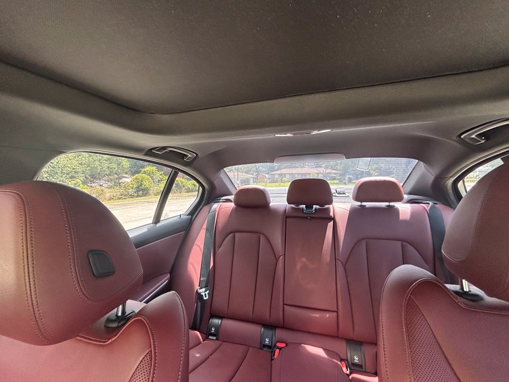 Used 2022 BMW 330i Sedan w/ Premium Package RWD image 36