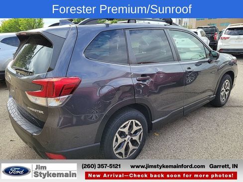 Used 2021 Subaru Forester Premium w/ Popular Package #1 AWD/4WD image 7