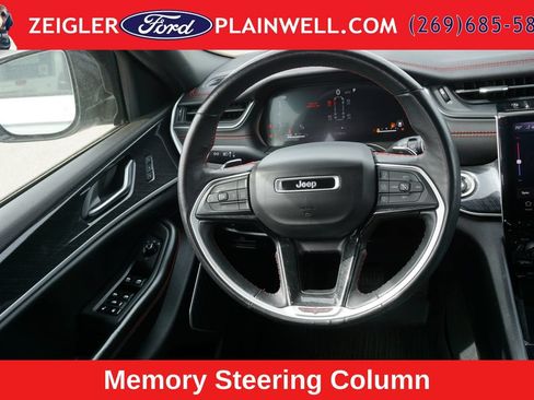 Used 2022 Jeep Grand Cherokee Trailhawk w/ ADV Protech Group II AWD/4WD image 14