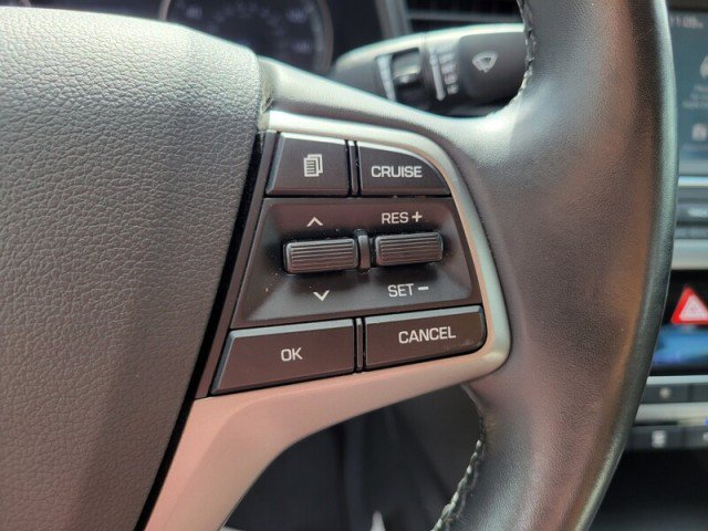 Used 2017 Hyundai Elantra Value Edition FWD image 18