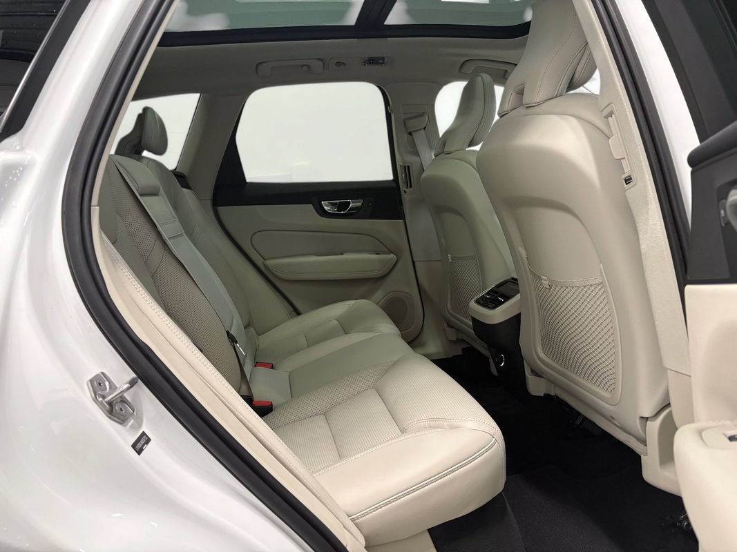 Used 2019 Volvo XC60 T5 Inscription AWD/4WD image 15