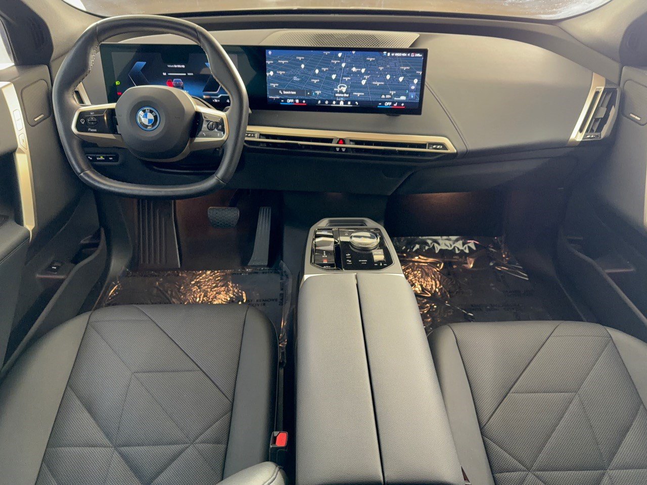 Certified 2024 BMW iX xDrive50 w/ Premium Package AWD/4WD image 17