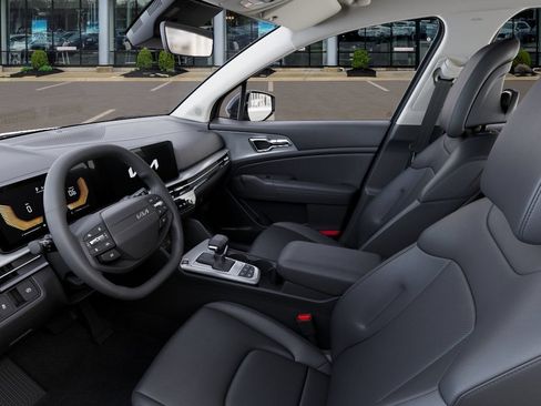 New 2026 Kia Sportage EX AWD/4WD image 17
