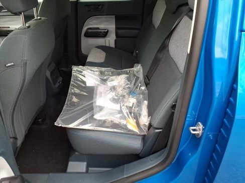 New 2026 Ford Maverick XLT image 18