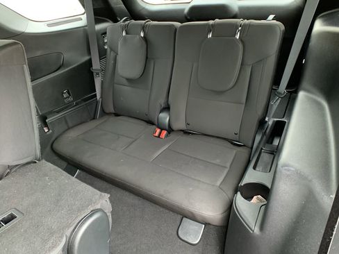 Used 2020 Ford Explorer XLT w/ Class III Trailer Tow Package image 22