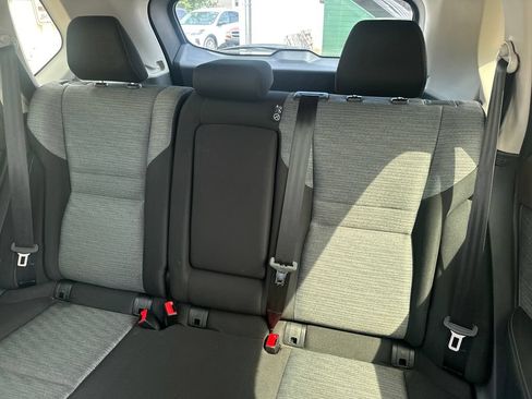 Certified 2023 Nissan Rogue SV FWD image 18
