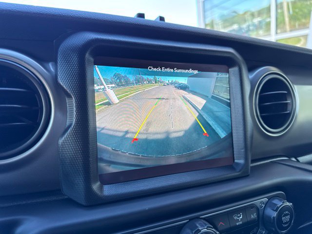 Used 2021 Jeep Wrangler Unlimited Sport AWD/4WD image 13