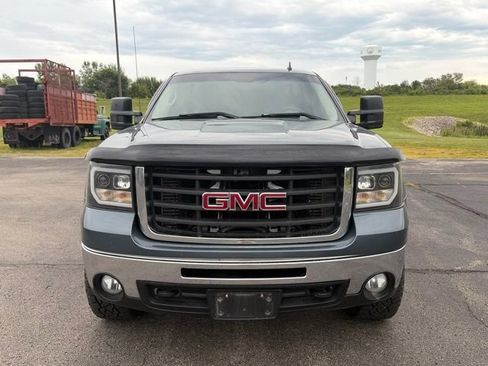 Used 2008 GMC Sierra 2500 SLT w/ Convenience Package RWD image 2