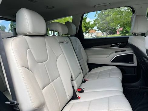 Used 2020 Kia Telluride EX FWD image 21