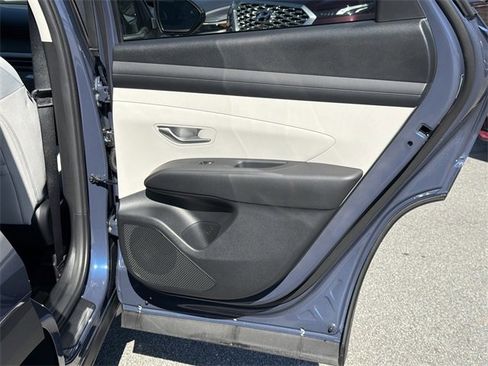 New 2026 Hyundai Tucson SEL image 16