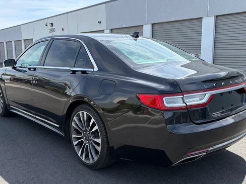 Used 2019 Lincoln Continental Select w/ Continental Climate Package AWD/4WD image 3