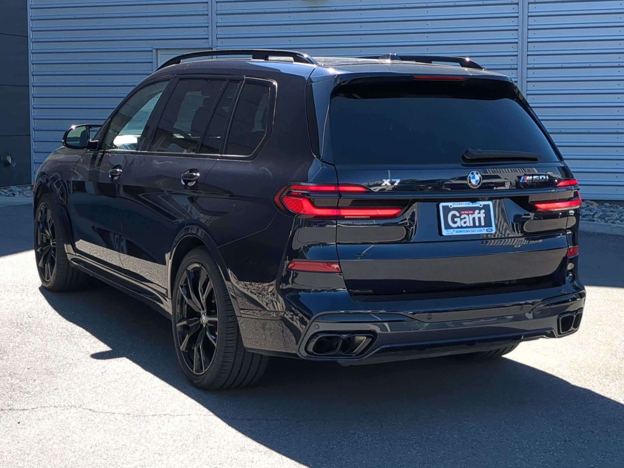 Used 2025 BMW X7 M60i AWD/4WD image 7