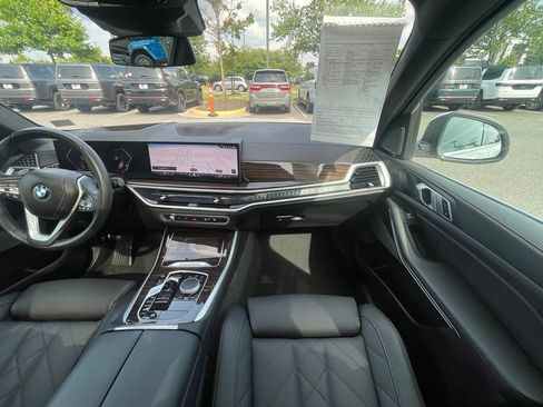 Used 2026 BMW X5 xDrive40i AWD/4WD image 22
