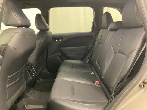 Certified 2025 Subaru Forester Limited w/ Popular Package #2 AWD/4WD image 37