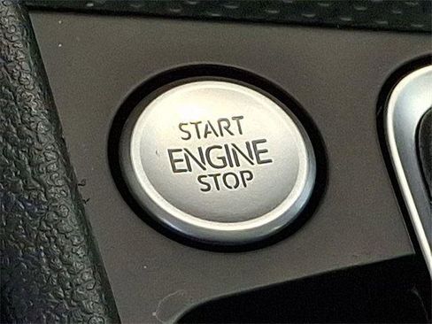 New 2025 Volkswagen Jetta SE image 22