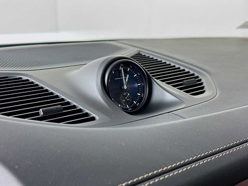 New 2026 Porsche Cayenne S image 34