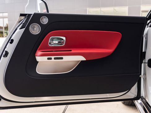 Used 2024 Rolls-Royce Spectre w/ Spectre Launch Package image 41