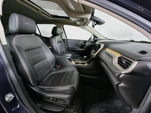 Used 2019 GMC Acadia Denali w/ Technology Package AWD/4WD image 34
