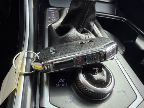 Used 2022 Kia Sorento S w/ Panoramic Sunroof Package AWD/4WD image 45