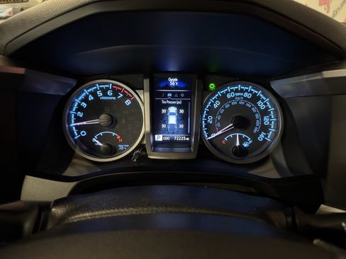 Used 2021 Toyota Tacoma SR5 image 23