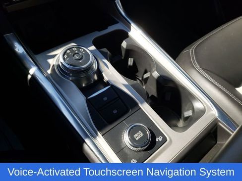 Used 2023 Ford Explorer XLT w/ Equipment Group 202A image 28