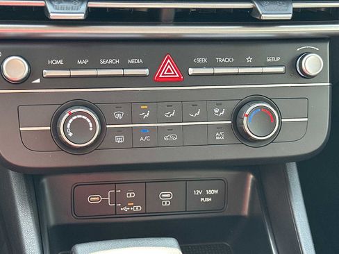 New 2026 Hyundai Tucson SE image 18