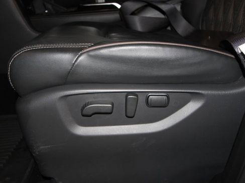 Used 2024 Nissan Armada Platinum w/ Captain's Chairs Package image 7