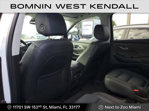 Used 2020 Chevrolet Traverse LT image 6
