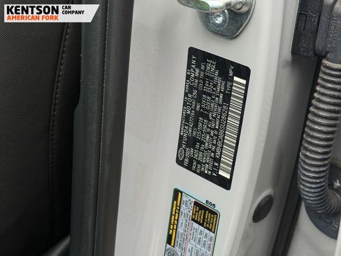 Used 2025 Hyundai Kona SEL image 40