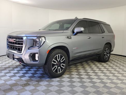 Used 2021 GMC Yukon AT4 w/ AT4 Premium Plus Package image 3
