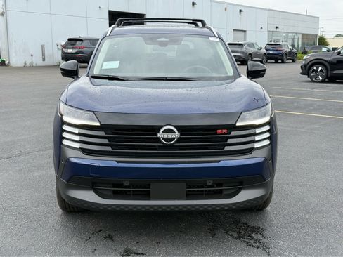 Used 2026 Nissan Kicks SR w/ Cold Weather Package AWD/4WD image 2