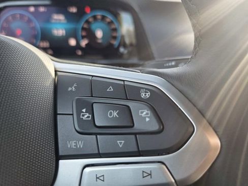 New 2026 Volkswagen Atlas Cross Sport SEL Premium R-Line image 18