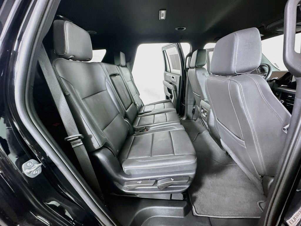 Used 2025 Chevrolet Tahoe LT AWD/4WD image 12