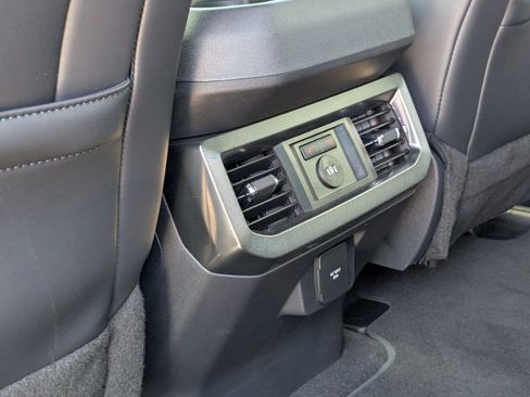 Used 2025 Ford F350 Platinum w/ FX4 Off-Road Package AWD/4WD image 29