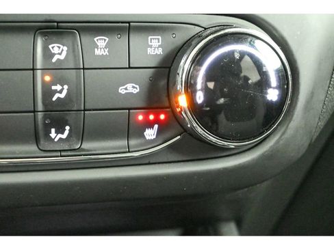 Used 2023 Chevrolet TrailBlazer LT image 39