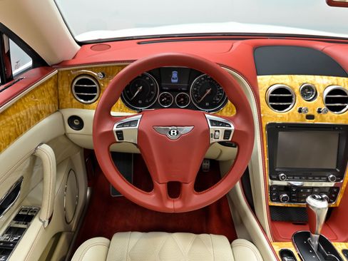 Used 2016 Bentley Flying Spur W12 AWD/4WD image 64