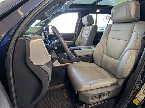 Used 2025 Toyota Sequoia Limited image 7