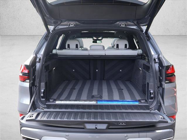 Used 2026 BMW X5 xDrive50e w/ Premium Package AWD/4WD image 7