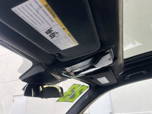 Certified 2024 BMW X7 xDrive40i w/ M Sport Package image 24