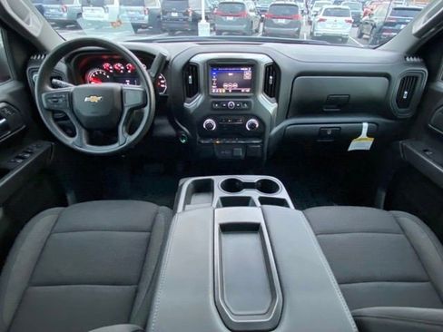 Certified 2025 Chevrolet Silverado 1500 Custom image 27