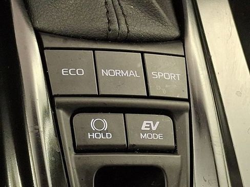 Certified 2025 Toyota Camry SE FWD image 30