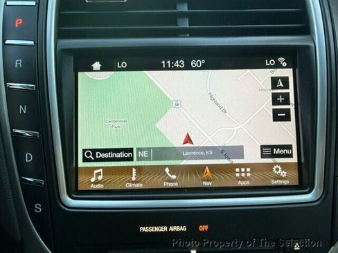 Used 2016 Lincoln MKX Reserve w/ Luxury Package image 30