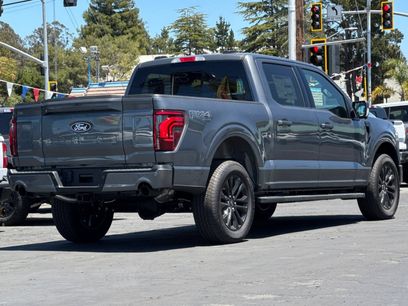 New 2026 Ford F150 Lariat w/ Equipment Group 501A Mid