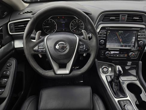 Used 2017 Nissan Maxima SR w/ Midnight Edition FWD image 15