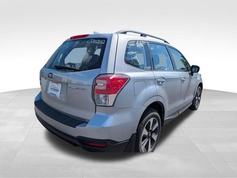 Used 2018 Subaru Forester 2.5i w/ Alloy Wheel Package AWD/4WD image 7